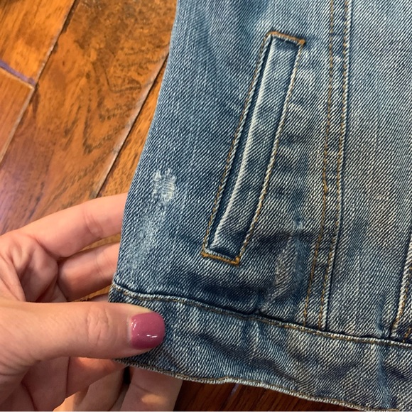 Girls | Distressed | medium wash | Jean Jacket | Sz 10 - Picture 8 of 13